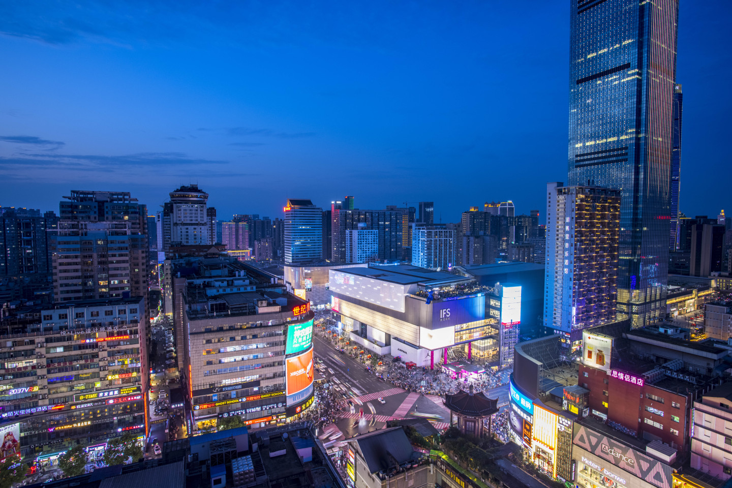 湖南长沙城市夜景灯光航拍摄影图免费下载_jpg格式_4000×3000像素_编号473091951965641920-设图网