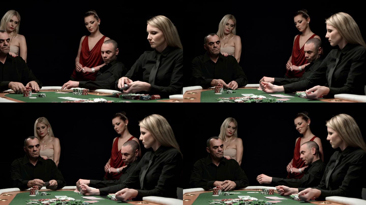 高清多莉：扑克游戏