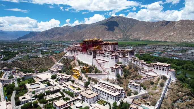 西藏拉萨布达拉宫城市航拍