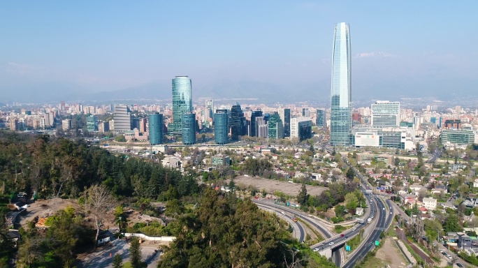 智利圣地亚哥天际线城市景观