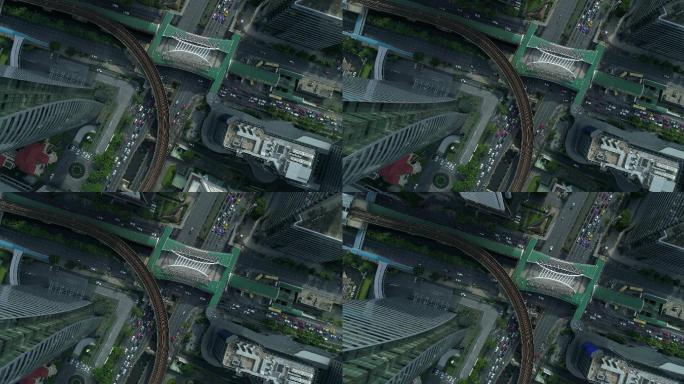 曼谷市鸟瞰交通高架桥十字路口车流忙碌枢纽