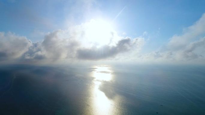 航拍中国南海海域西沙群岛碧绿的海水