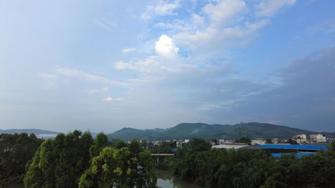 雨后通透天空