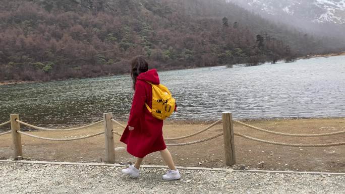 稻城亚丁徒步牛奶海旅行川西