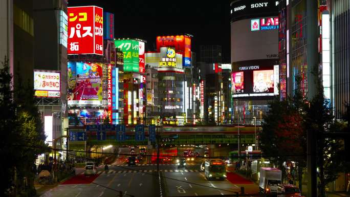 延时拍摄下的日本东京新宿区的街景
