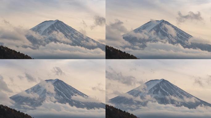 富士山随着云层时间流逝