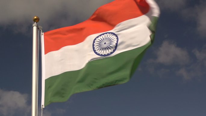 印度国旗在风中飘扬