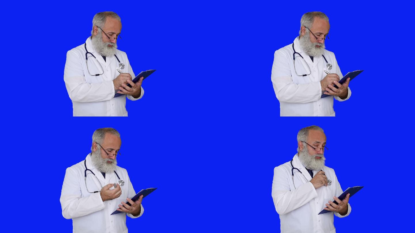 蓝屏成年高级医生在病历本上写字。