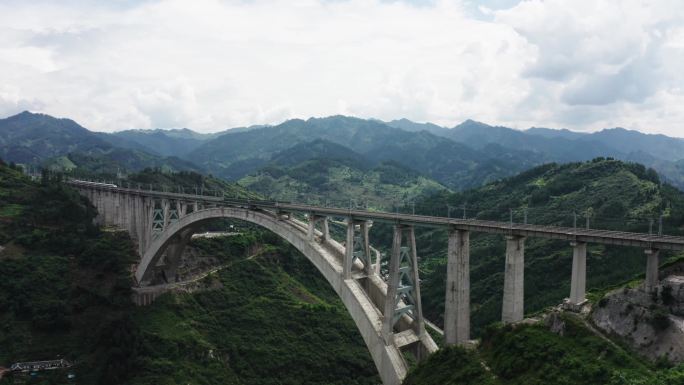 【原创】4K大气高铁穿梭山区桥梁
