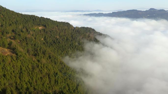 山顶云海景观