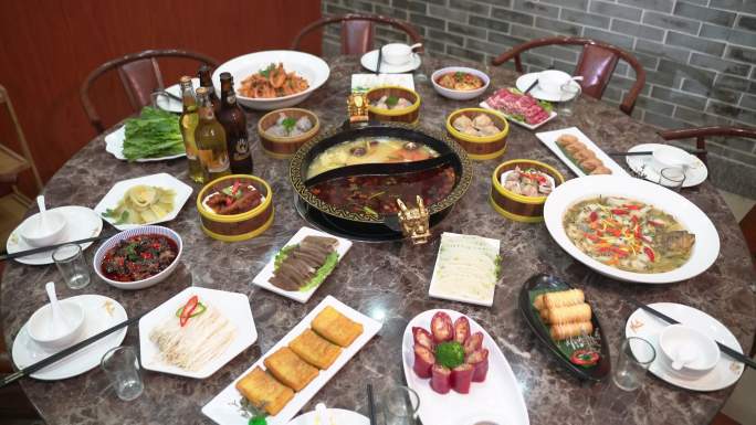 广式茶餐厅美食文化火锅