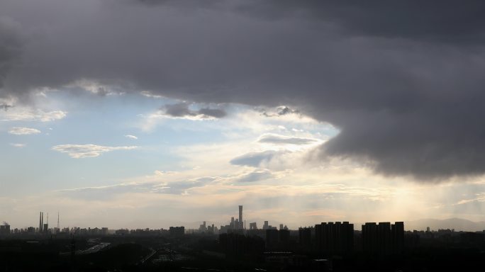 4K高清实拍北京乌云密布暴雨将至