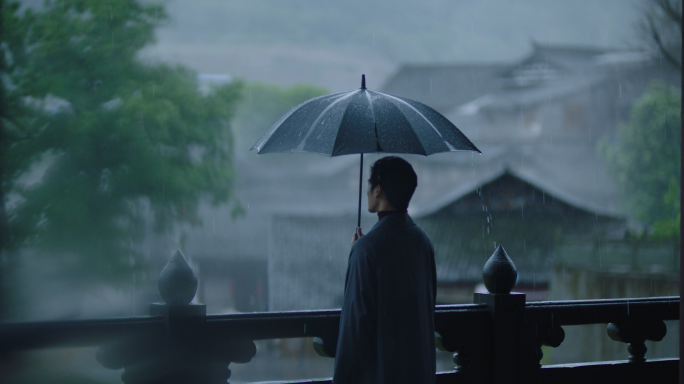 古镇小镇下雨雨景古风国风屋檐雨天民国江南