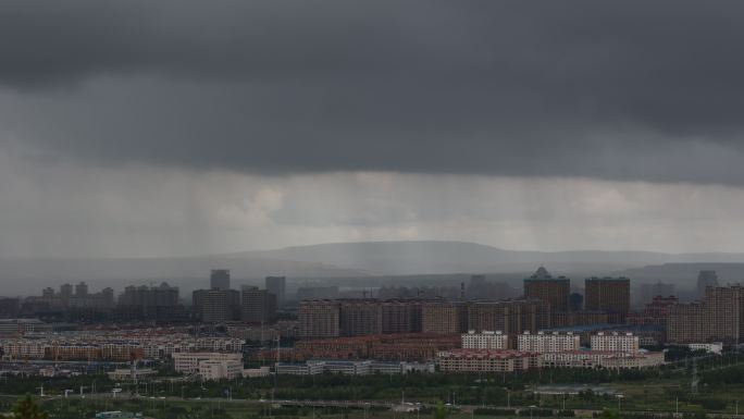 延时拍摄下雨的全过程