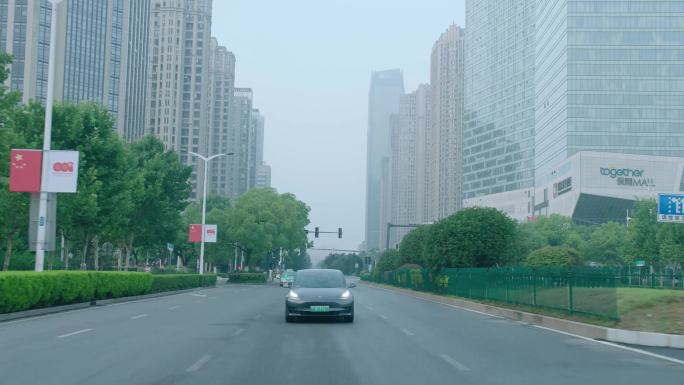 超清商用新能源汽车特斯拉路跑原创视频