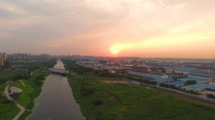 夕阳中的河流（三里河）