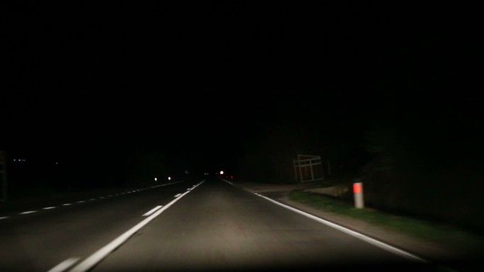 公路之夜