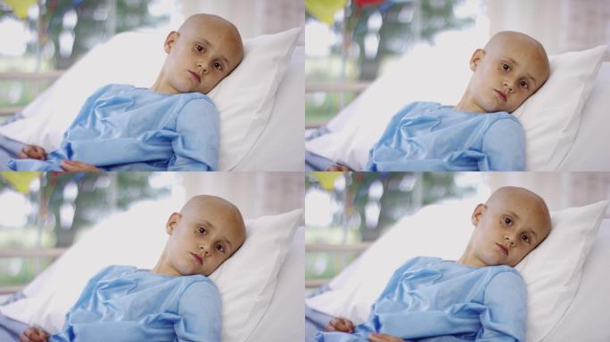 病床上患癌症的小男孩
