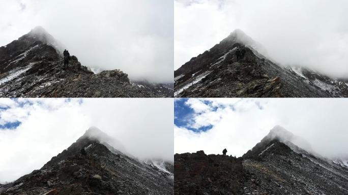 251巡逻巡查山上雪山上山警察