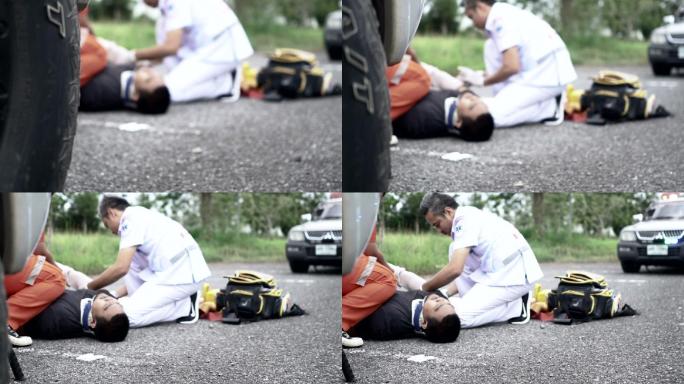 抢救，车祸事故中紧急抢救的医护人员