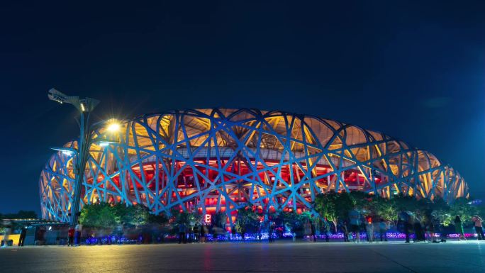 北京鸟巢水立方人群夜景