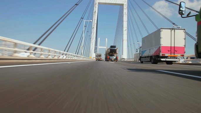 横滨海湾大桥开车自驾过大桥