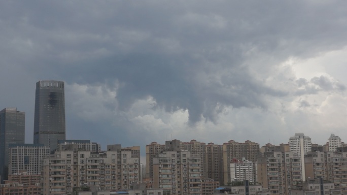 实拍城市暴雨冰雹高清合集