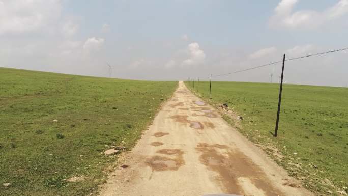 灯笼河草原航拍素材跟车