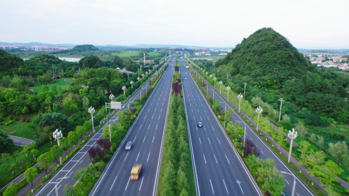 交通 车流 城市大道 绿色大道