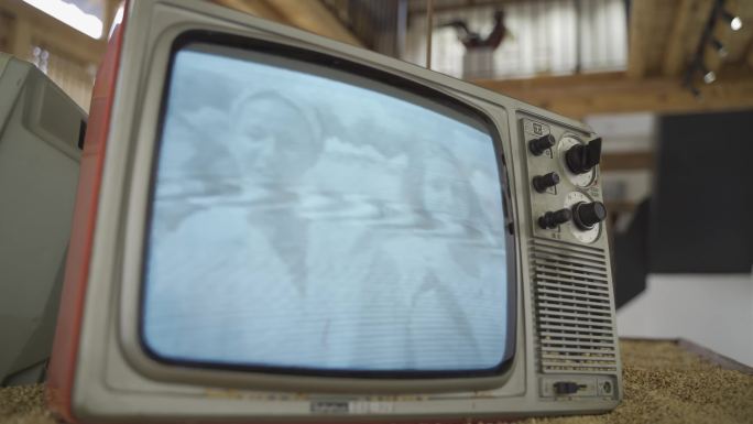 老旧电视