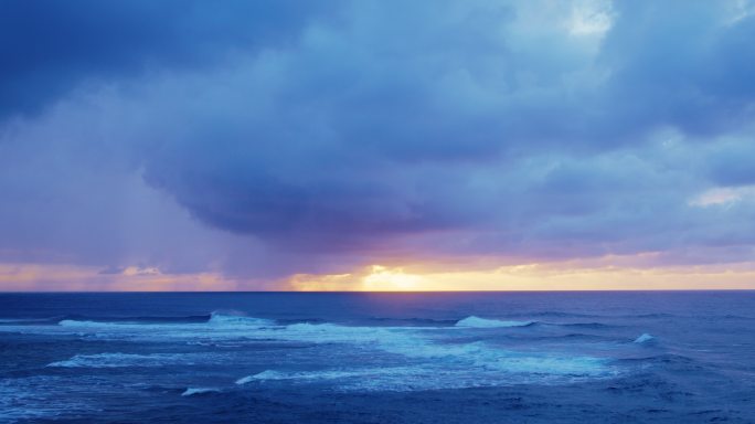 日落时的海洋4K超清航拍海景原生态山水风