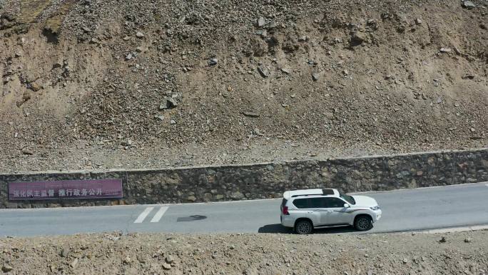 西藏318国道行车跟车航拍素材1
