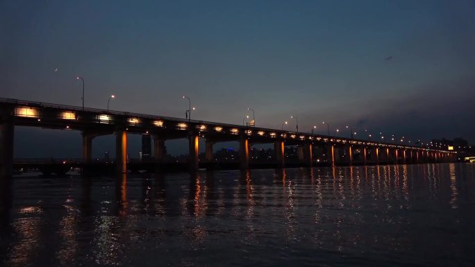 汉江半坡大桥夜景