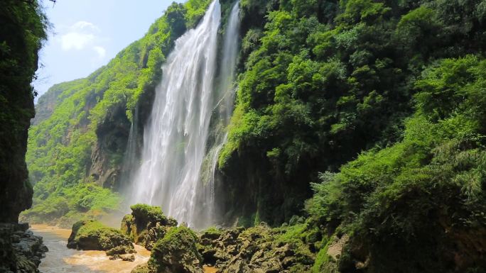 马岭河峡谷瀑布