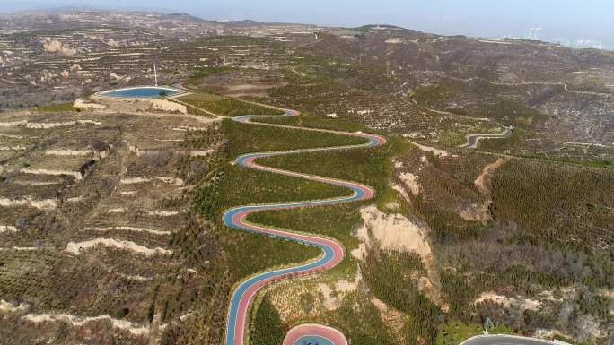 太原旅游公路彩虹路