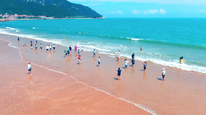 4K夏天青岛海边-沙滩游人游客崂山海边