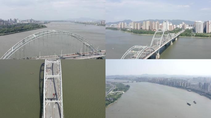 城市跨江大桥