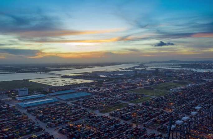 广州南沙港货运码头延时航拍16