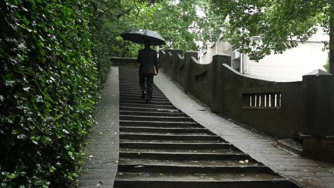 情景再现民国雨天送密卷上楼C005