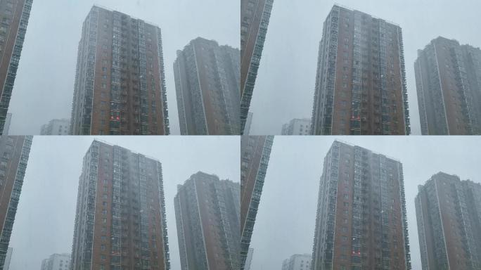 郑州暴雨小区角度拍摄