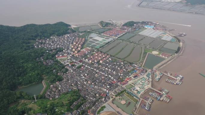 航拍蚂蚁岛红色基地