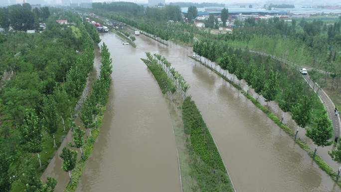城市内涝水灾郑州暴雨积水交通防汛排水洪水