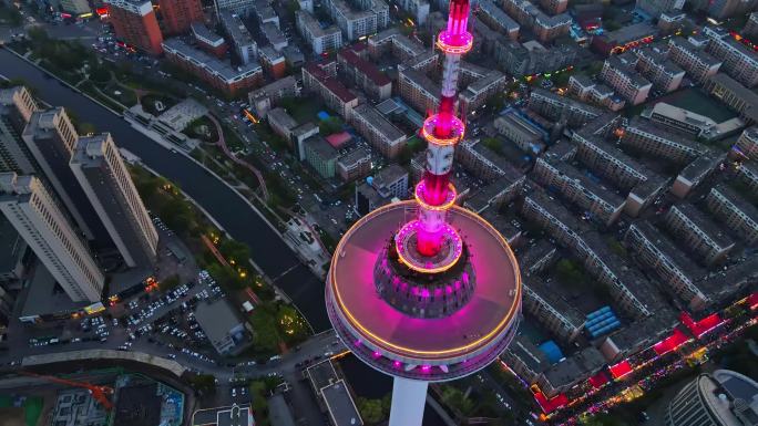 沈阳电视塔俯视航拍青年大街夜景