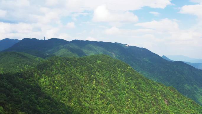 航拍罗霄山脉明月山壮丽山川