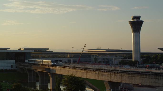 6K长沙磁悬浮开出机场站