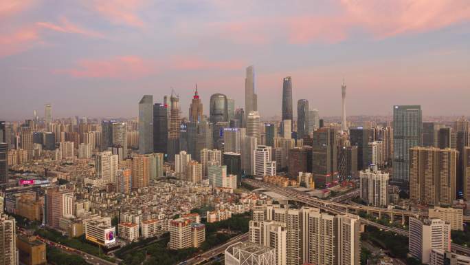 航拍广州珠江新城火烧云晚霞大范围延时