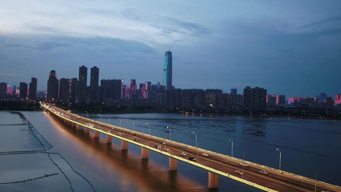 武汉沙湖大桥楚河汉街航拍
