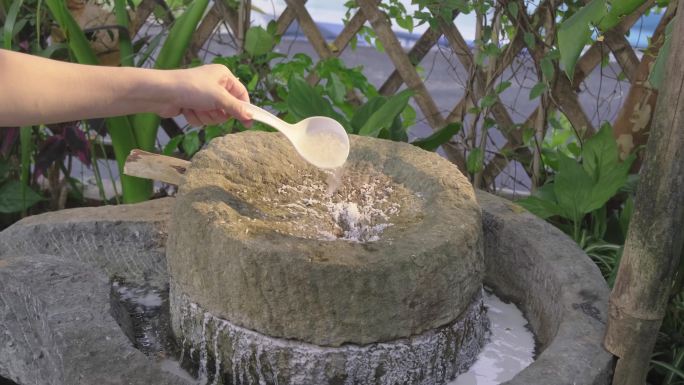 石磨米粉 手工磨米浆