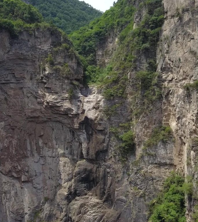 断流的云台天瀑