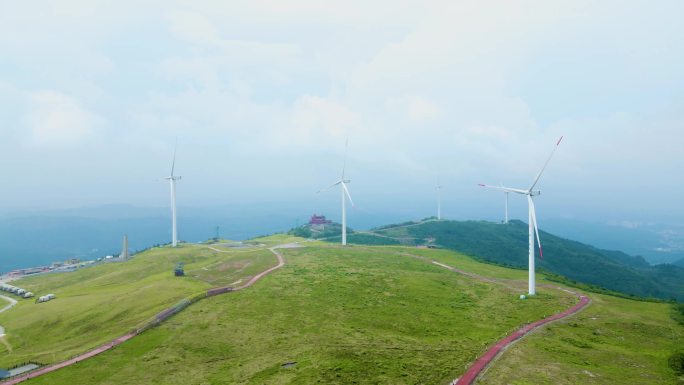生态贵州风力发电风车群山顶风光生绿色发展